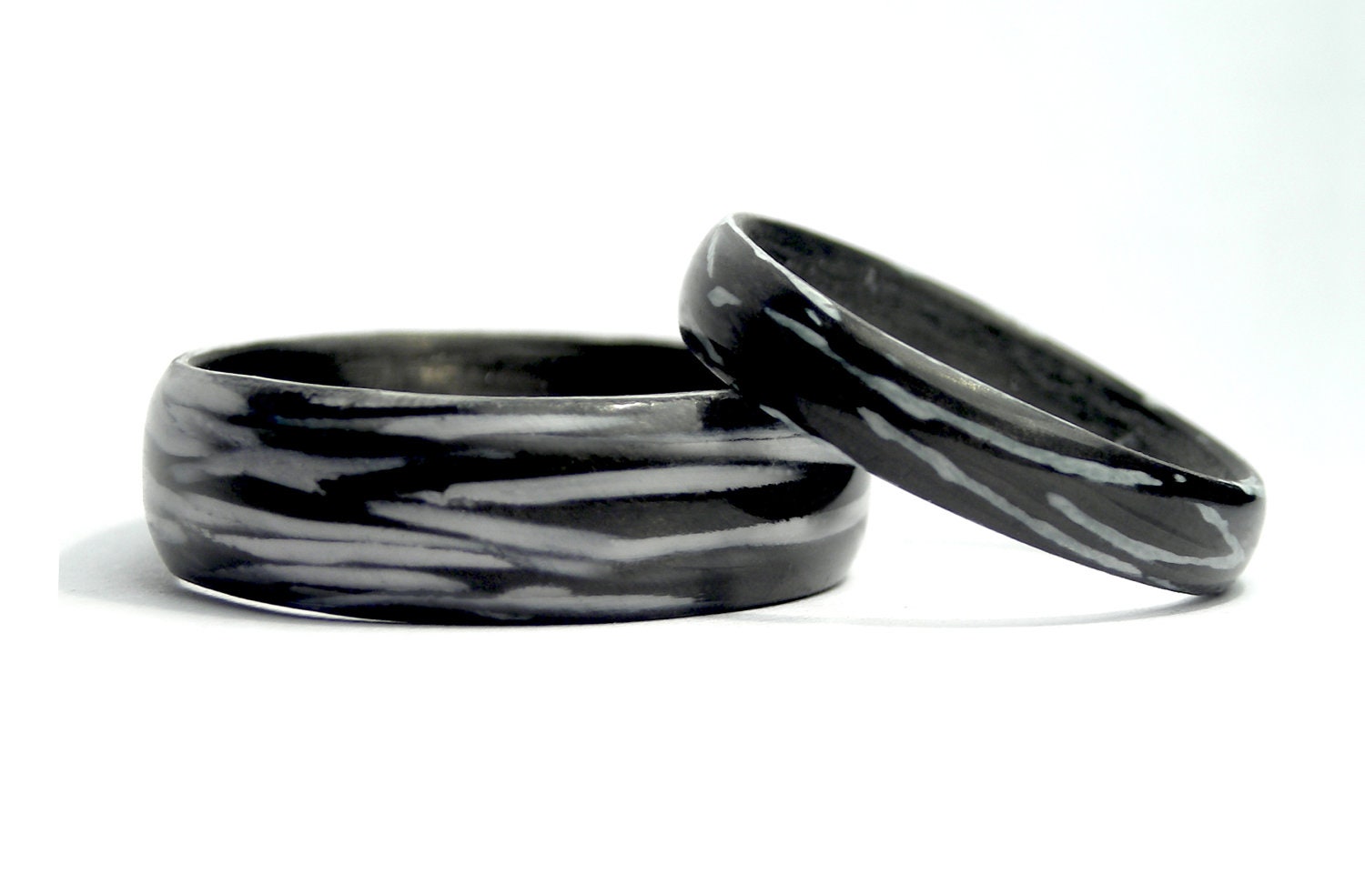 Mixed Carbon & Glass Fiber Wedding Rings. Black and white - Rosler