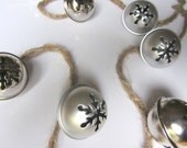 Rustic Homespun Bell Garland