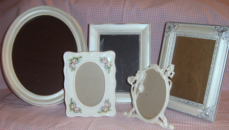 Painted Frames, Frame Grouping, Upcycled, Distressed,Easel Back Frames, Shabby Chic, Roses