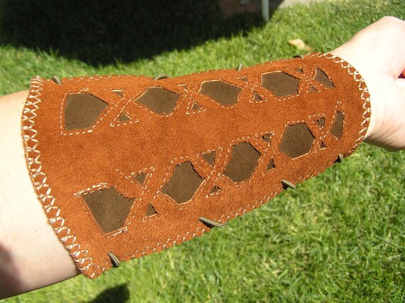 Archery Arm Guard "Chenya" by MYSTIC QUIVERS