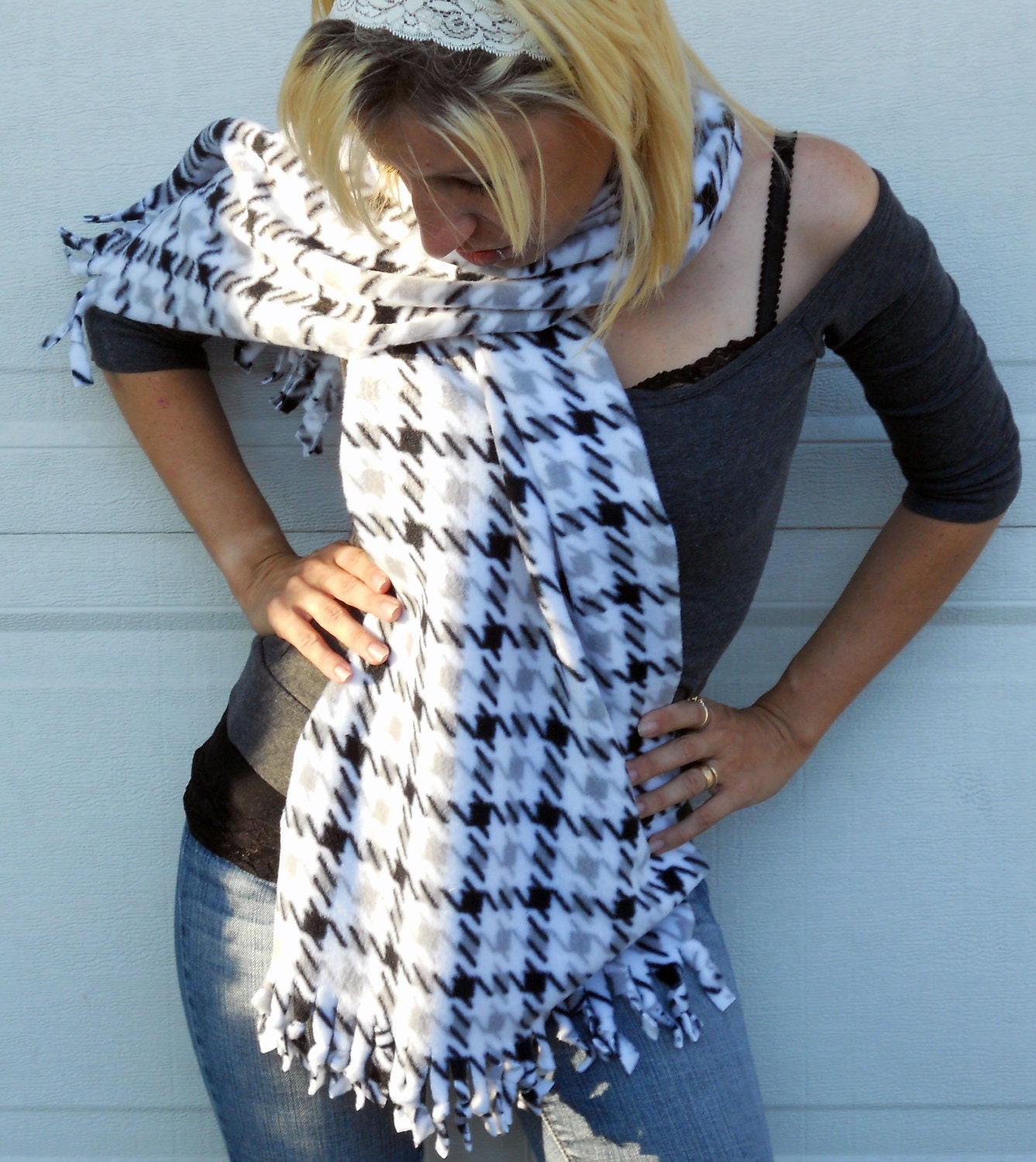 Unisex scarf, fleece no sew scarf, neck warmer in white, black and grey plaid print