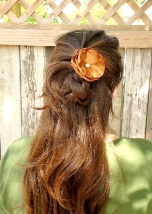 Burnt Orange Flower Hair Clip, Satin Fabric Flower, Bridal Fascinator, Rustic, Copper, Amber, Fall Wedding Bridesmaid Accessories, Pearl