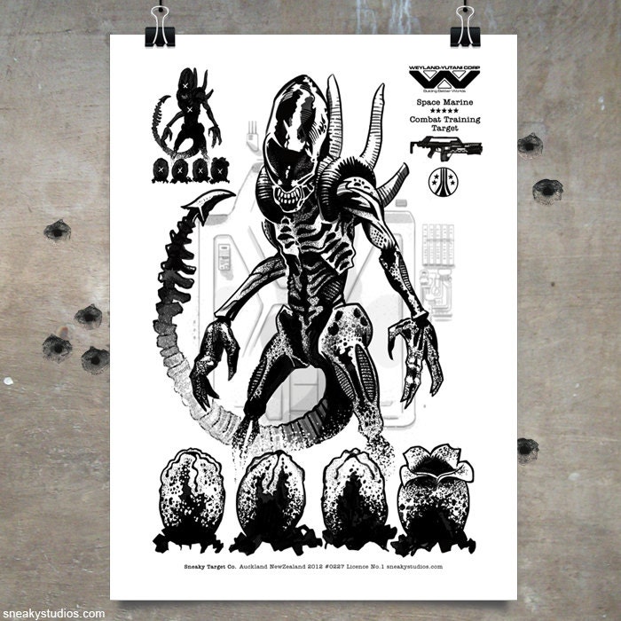 Xenomorph Combat Target. Limited Edition Aliens Poster
