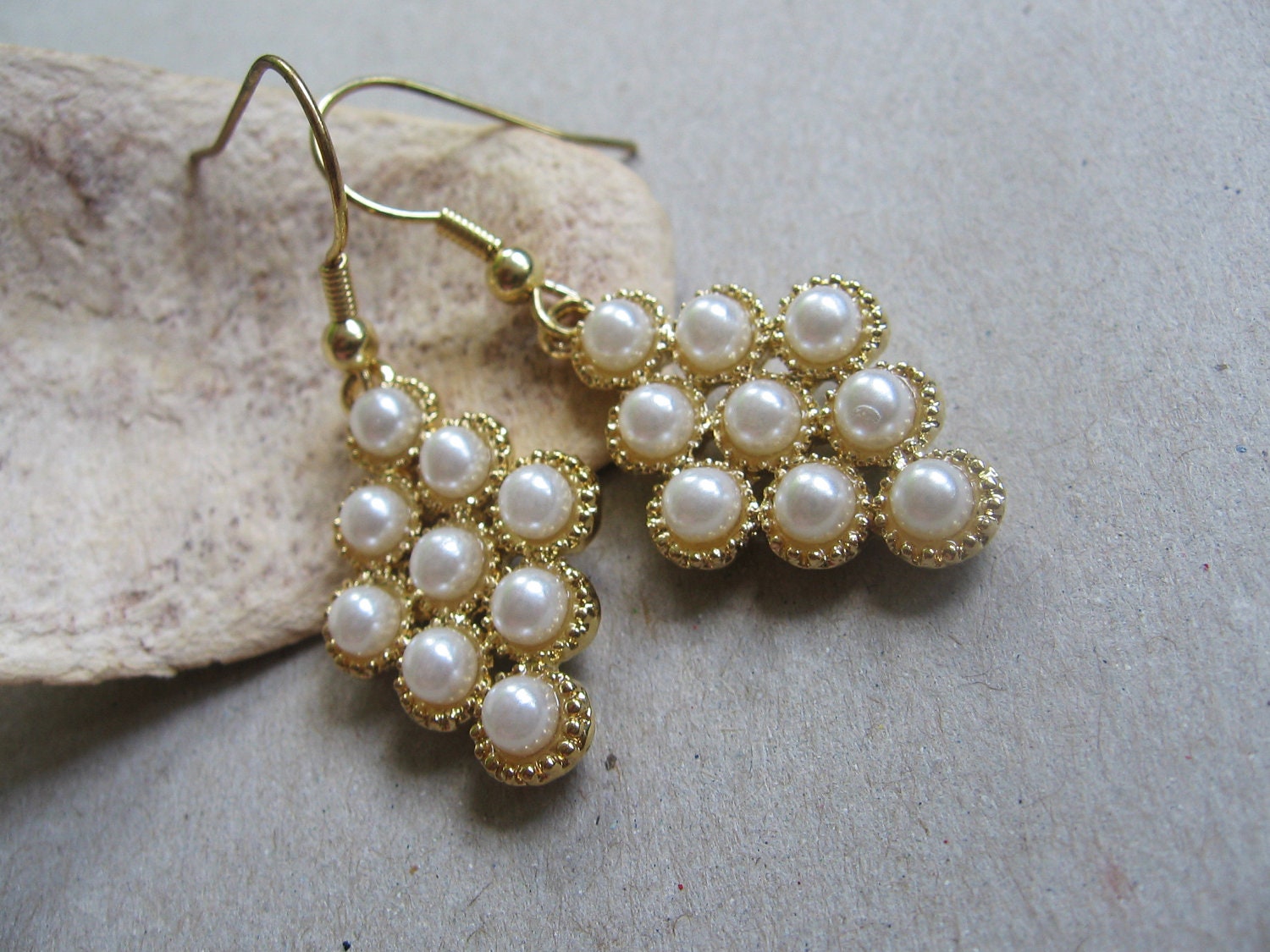 Grape dangle earrings- glass pearl earrings- cottage chic pearls- fall fashion