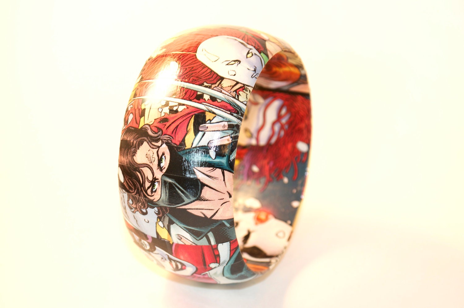 SECRET SIX (Scandal Savage, Harley Quinn, Deadshot, Catman, Knockout, Ragdoll) Comic Book Bangle Bracelet