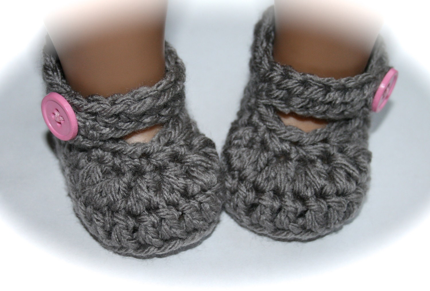 Grey gray baby girl mary janes shoes booties slippers pink button shower gift newborn 0-3 mon 3-6 mon photo prop accessories