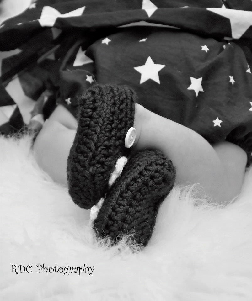 Baby Girl Crochet Pink White Sparkly Flower Mary Janes Baby Janes Shoes Booties Photo Prop Shower Gift Easter Spring