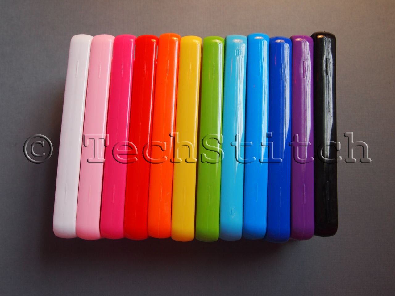 Classic Apple Logo Case for iPhone 4 and 4S