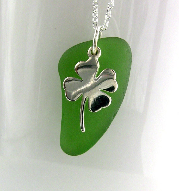 Lucky Jewelry Luckly Charm Necklace Kelly Green Sterling Silver Clover Irish Jewelry Gift for Her