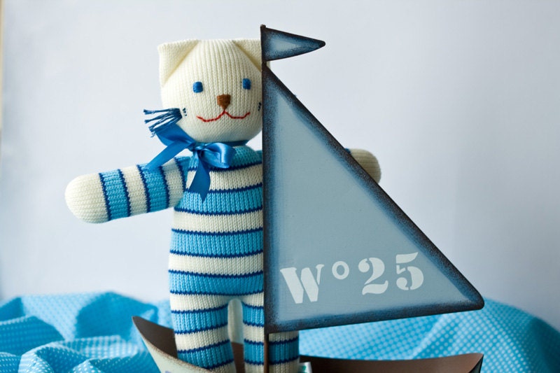 Leo the Kitty, Knitted Doll - a gift for boys and girls from 3 till 99 years old