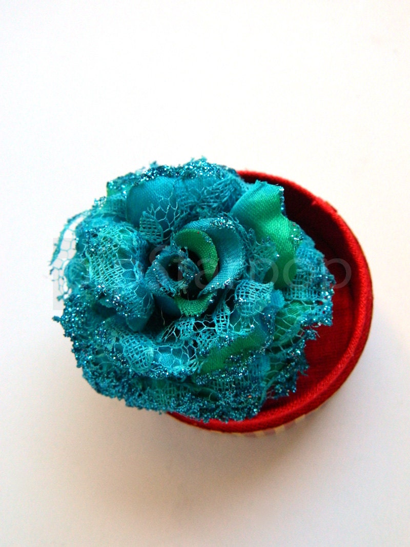 Mermaid Green Glitter Lace Rose Ring - Party favor for Bridesmaids, Birthday guests, and Princess Parties - Adjustable Ring