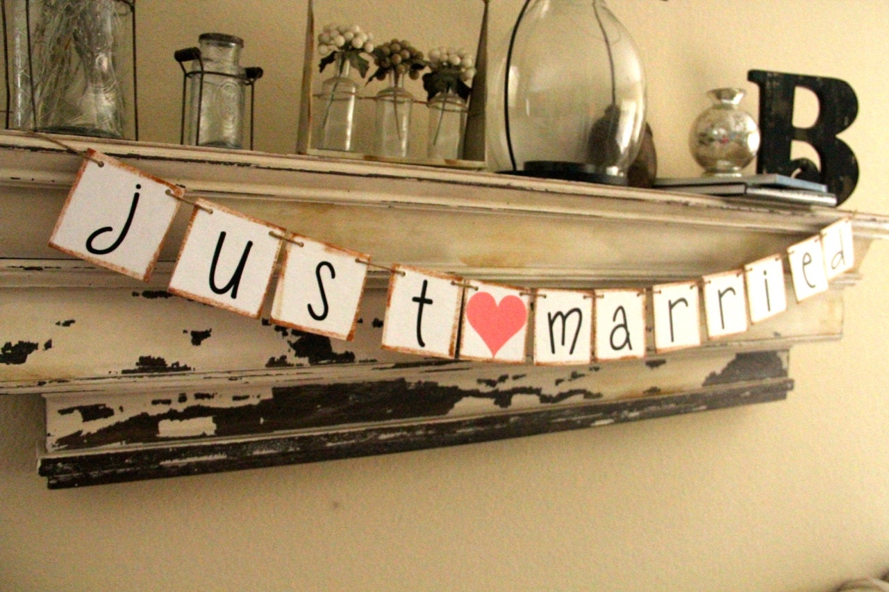 JUST MARRIED Wedding Banner Sign Garland Bunting- Photo prop or decoration
