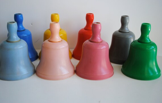 Vintage Childrens Handbells- Set of 8-Knickerbocker of No. Hollywood