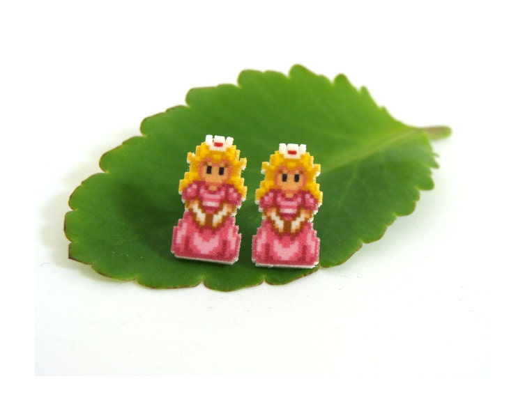 Princess Peach Pixel Sprite Earrings - retro game jewelry