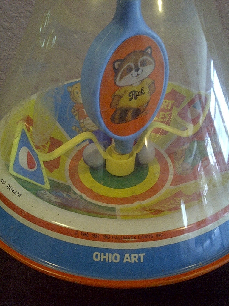 PRICE SLASH Vintage Ohio Art Hallmark Spinning Shirt Tales Top