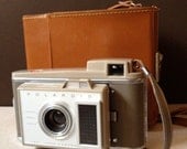 Vtg 1950s / 60s Polaroid J33 Land Camera // Leather Case