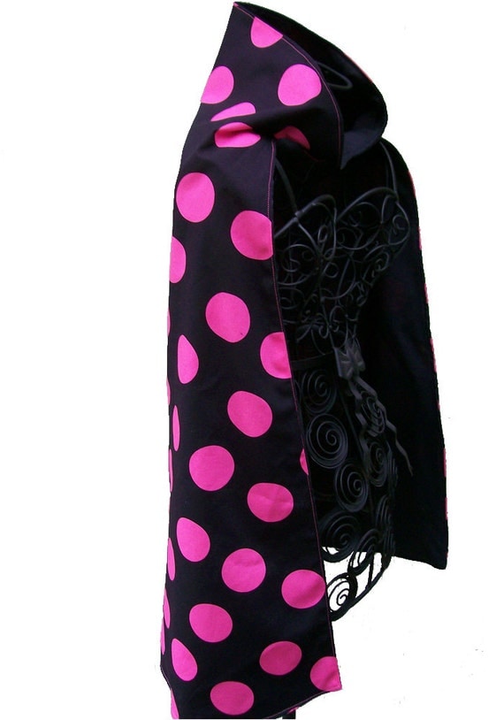 Girl's Dress Up Cape, Hot Pink Polka Dots on Black, Reversible, Super Hero