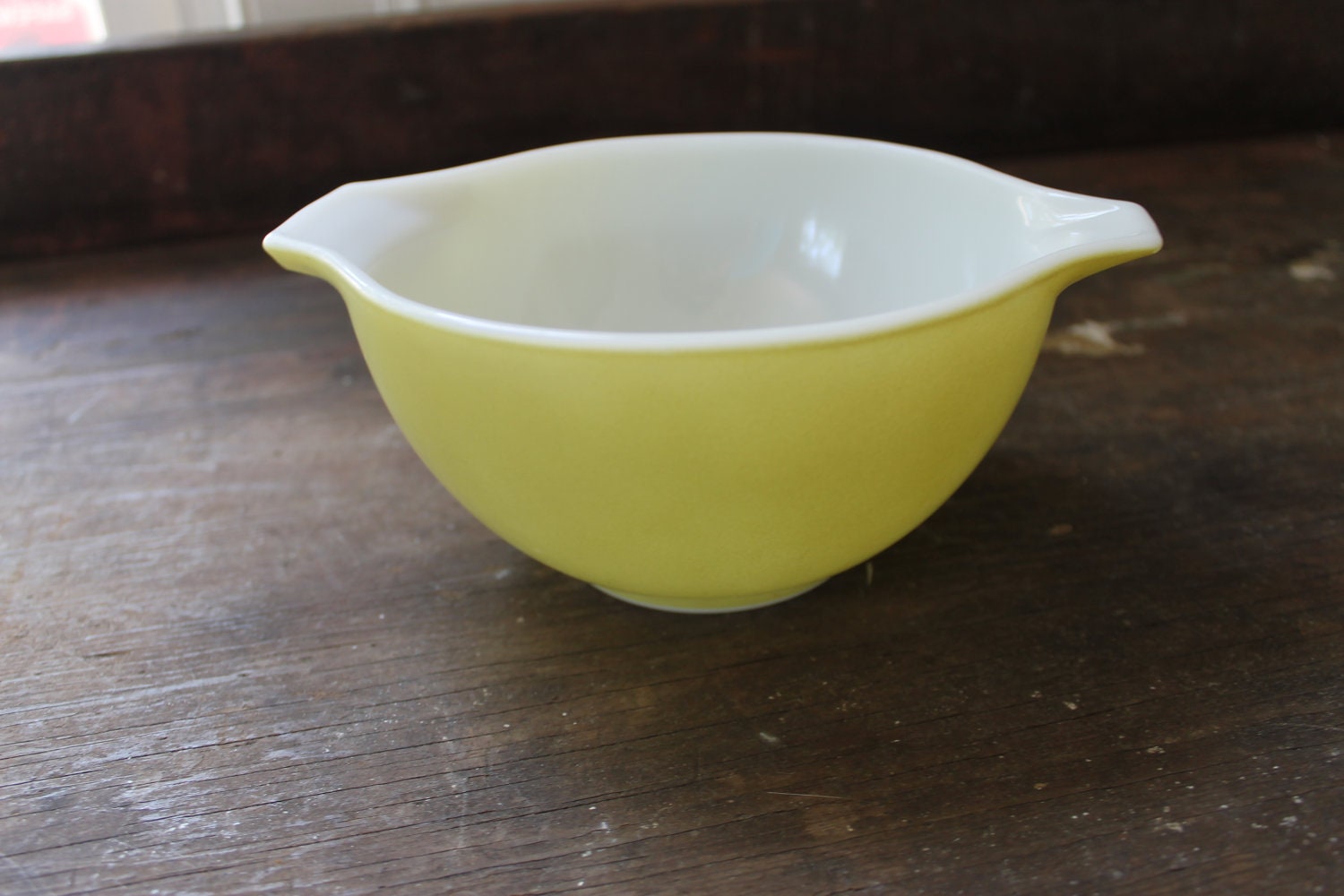 Vintage Pyrex Yellow Cinderella Mixing Bowl 1 1/2 PT.  (441)