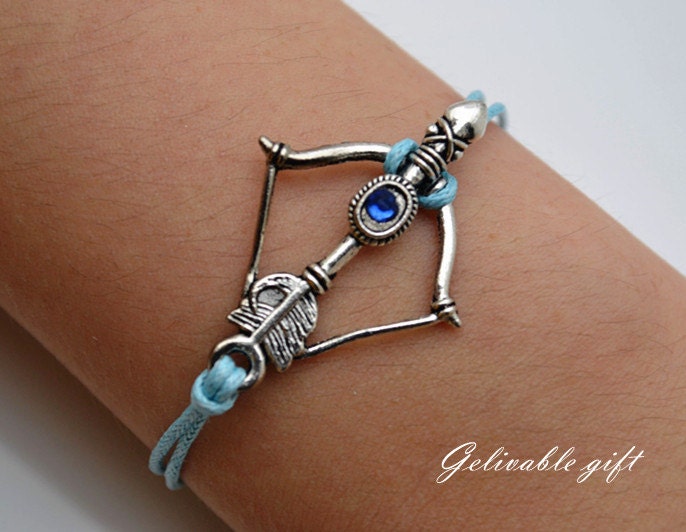 Bow and arrow cham bracelet, Oliver Queen bow and arrow bracelet,antique silver bow and arrow blue wax cord leather braclet BBA02S