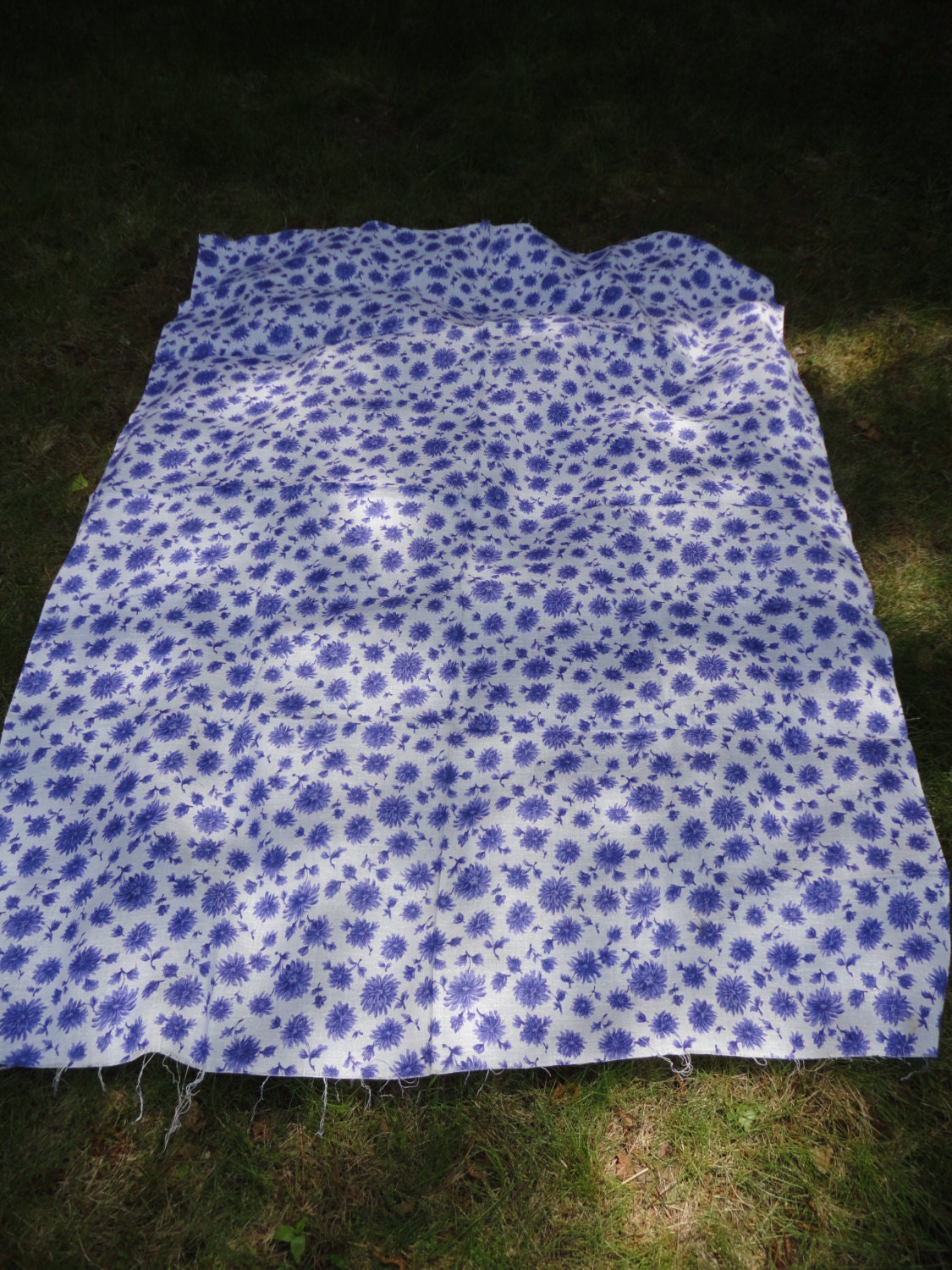 Vintage Purple White Floral Mum Fabric Textile from the 1970s Cotton