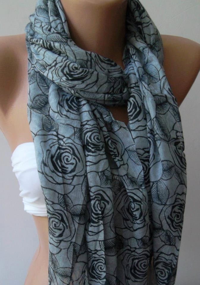 ON SALE Elegant and soft scarf - Cotton Scarf