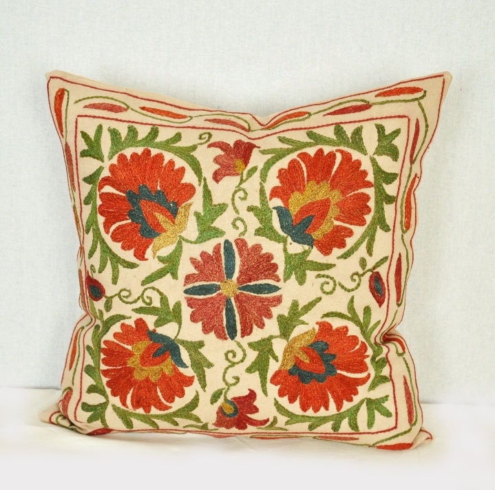 Suzani pillow cover - Decorative pillow