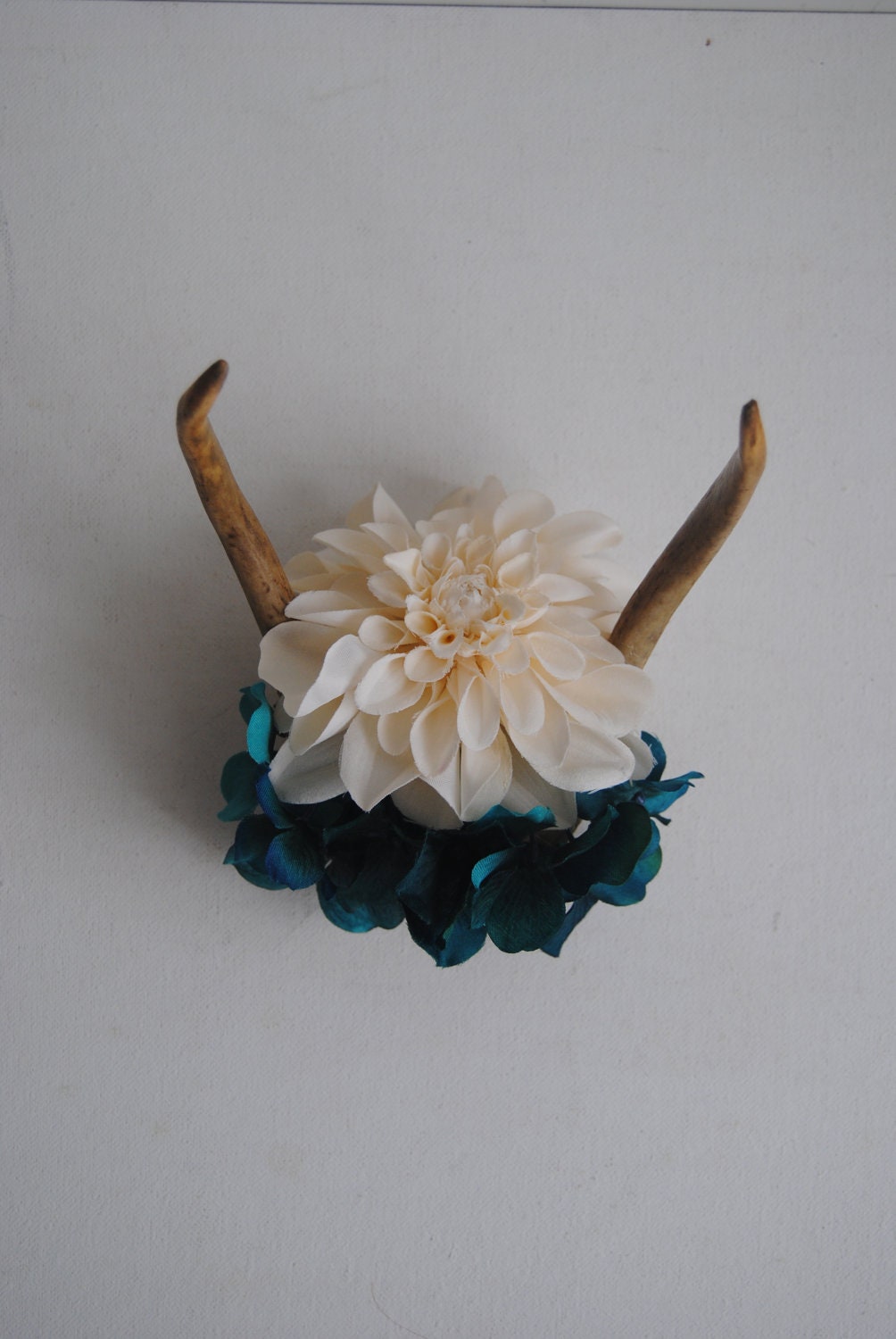 Deer Antlers with Flowers - Wall Hanging Taxidermy 2 Point Spike Rack Home Decor White Dahlia Teal Hydrangea Jewelry Necklace Ring Holder
