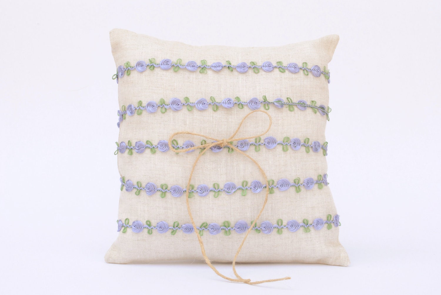 LILAC Ring Bearer Pillow / Lavender / Little Flowers / VINTAGE Inspired / COTTAGE / Rustic / Country Chic / Garden Wedding / Beige / Linen - LulueFrufru