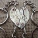 Mature Content - Keychain - Best Bitches Keychains Silver Heart - 4 Piece Set