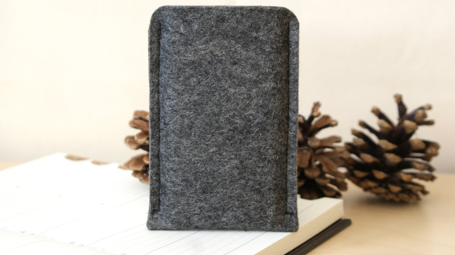 Wool Felt Cell Phone Case "Stone" - Graphite