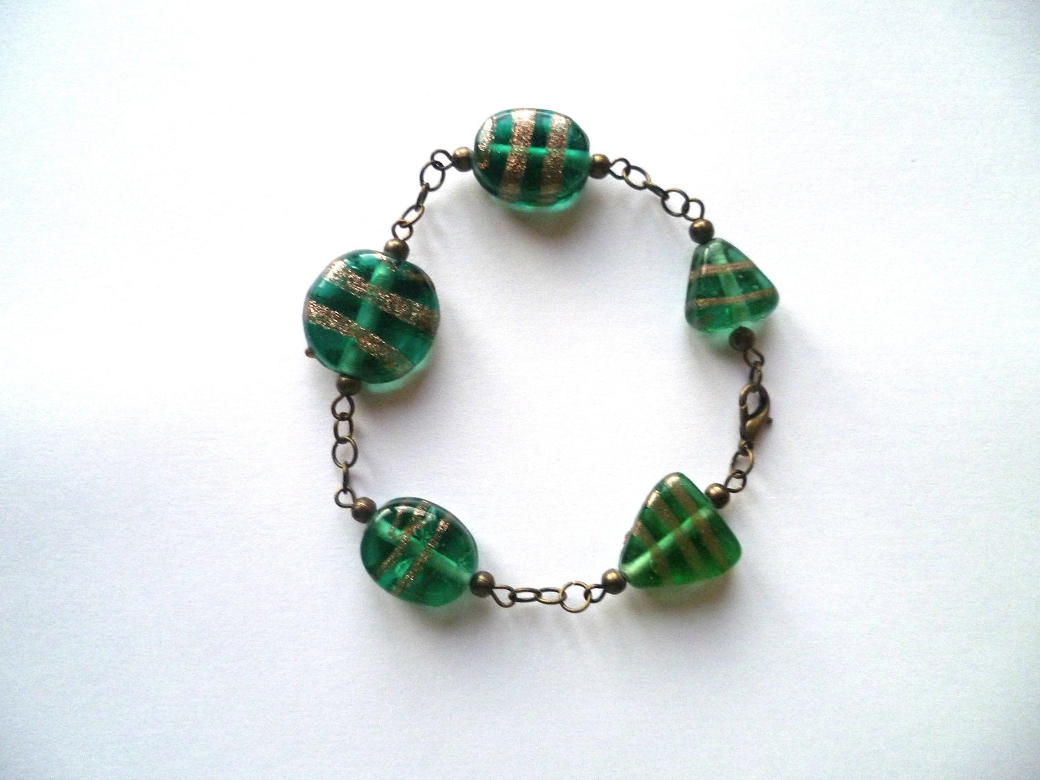 Chunky Green Bracelet. 8" Glass Green and Bronze Coloured Beaded Bracelet. Fall/Autumn Jewellery