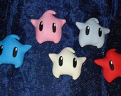 DISCOUNT Plush Luma Star w/ embroidered eyes