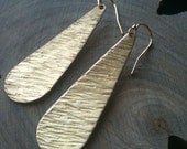 Hartley teardrop earring