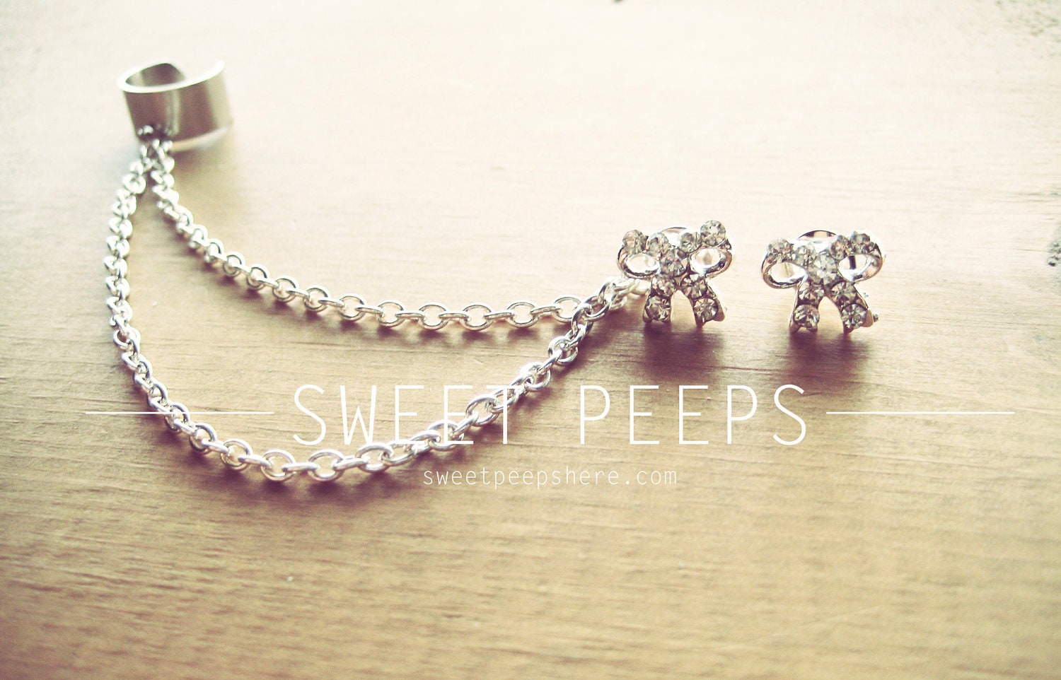 Bow Rhinestone Stud Ear Cuff with Chain