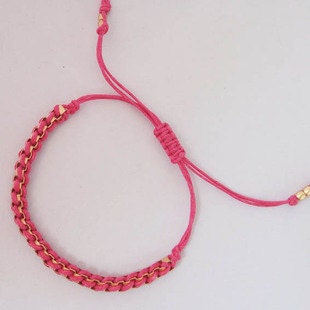 Handmade red string woven bracelet, pink