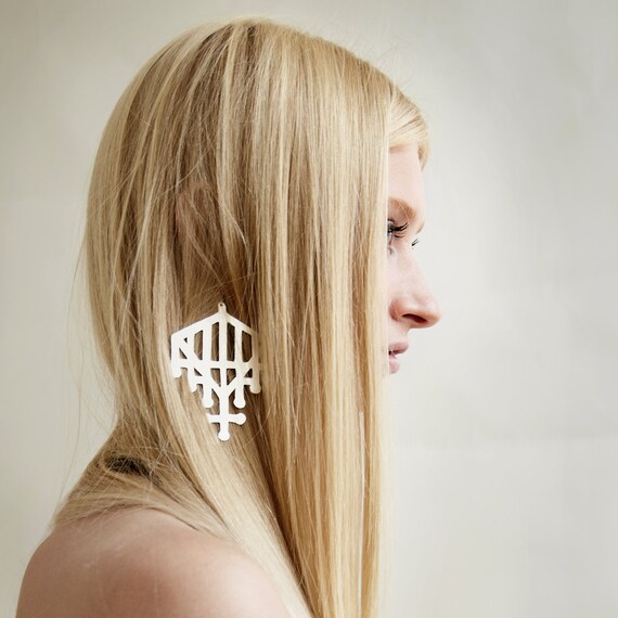 RESERVED FOR silvana bonfante g. - Cutout Gate Earring (Brass)