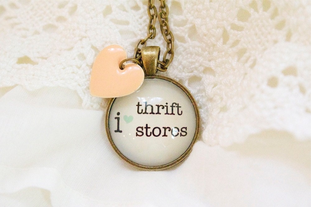 I heart thrift stores Necklace