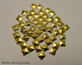 50 PCS - 10mm Gold Pyramid Flat Back Studs Iron On Studs - Great for iPhone Case, Jewelry, Clothes