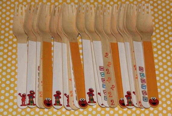 24 Wooden Forks or Spoons- Elmo Il_570xn