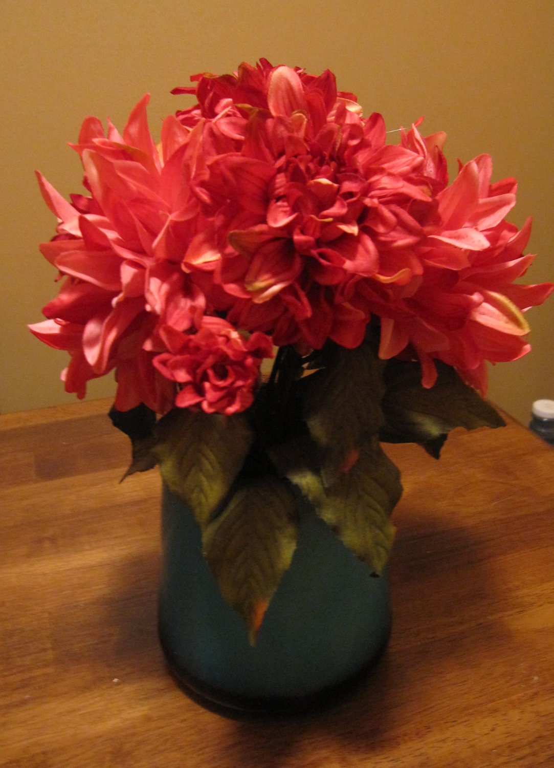 pink,floral arrangement,centerpiece,blue glass,modern floral,home decor,decoration,floral,spring floral
