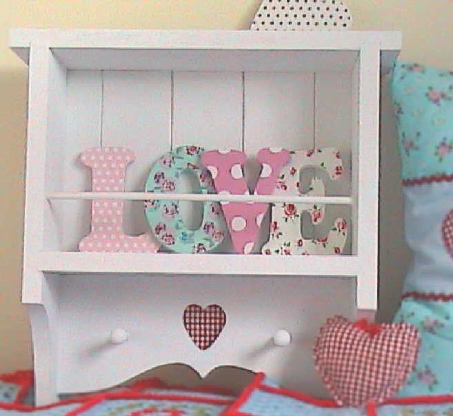 Solid Wood Hand Painted Shaker Peg Heart Shelf Unit, Shabby Chic