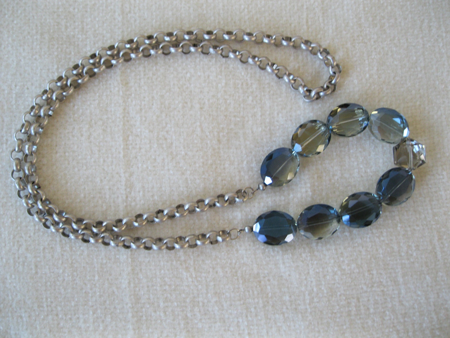 Blue and silver faceted crystal like glass beads on a chunky antique silver metal chain, statement necklace, elegant and simple necklace
