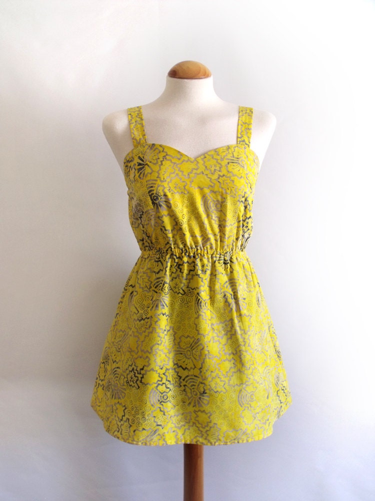 Grunge batik mini dress strappy fitted waist yellow