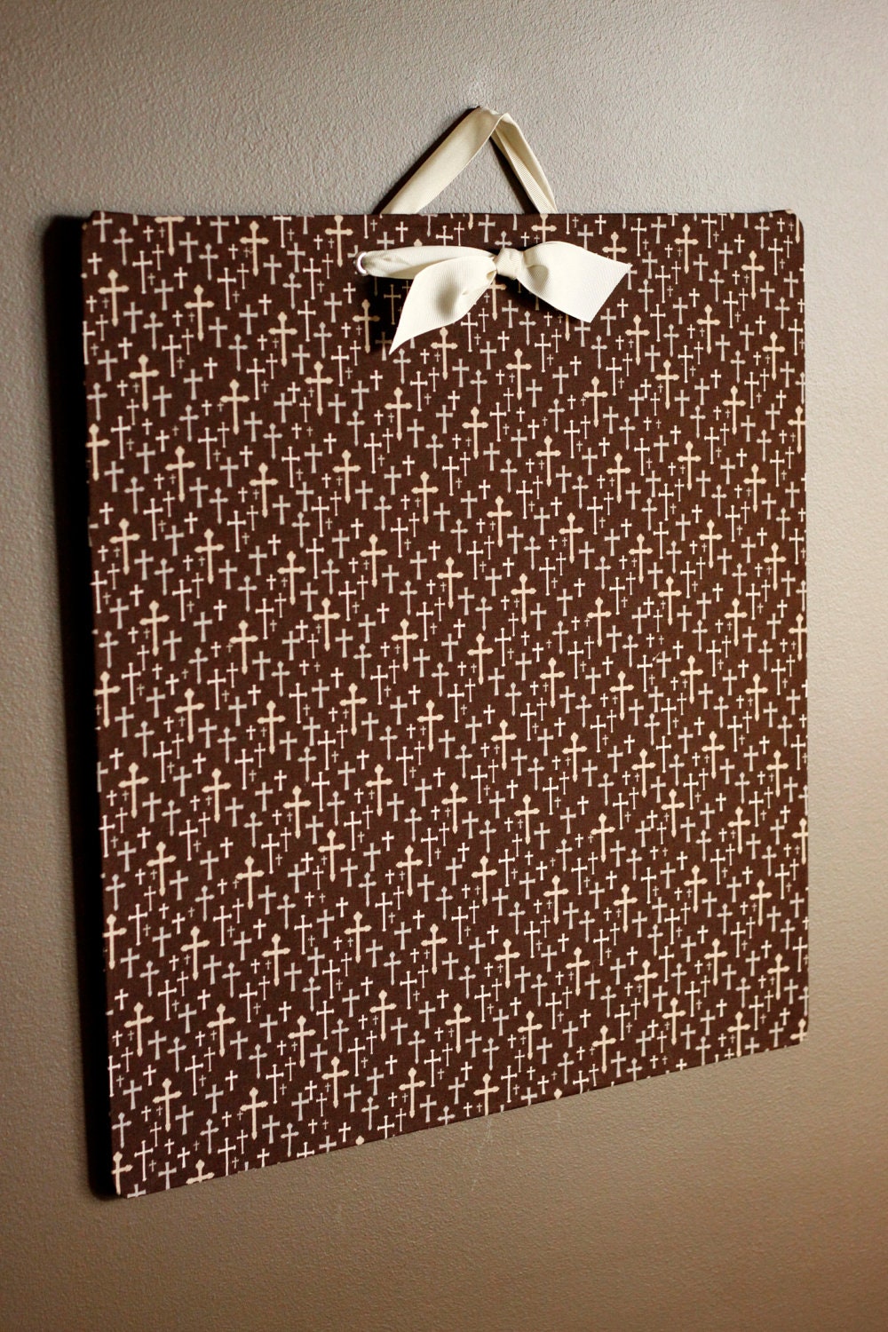 Steel Magnet Board Board (20x20) in Cross Fabric