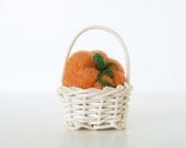 Pumkin Basket, Thanksgiving Halloween decoration, Needle Felted Orange pumpkin