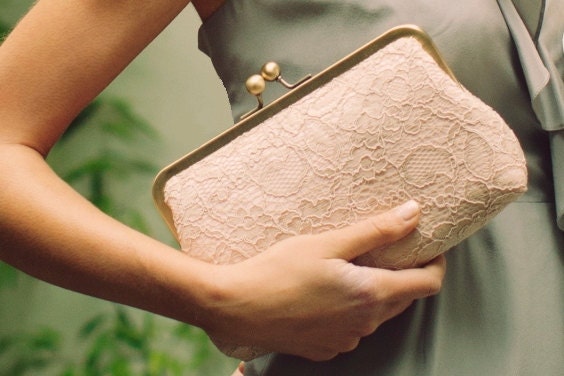 Bridesmaid Gift Idea / Lace Bridal Clutch / Bridesmaid Clutch / Blush Clutch (Antoinette Clutch : Champagne on Blush)