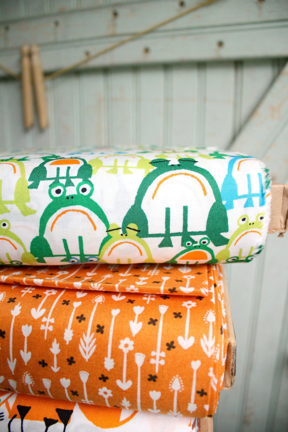 Organic Frogs Lime Green Blue Yellow Orange - Fat Quarter - Happy Drawing by Ed Emberley for Cloud9 Fabrics