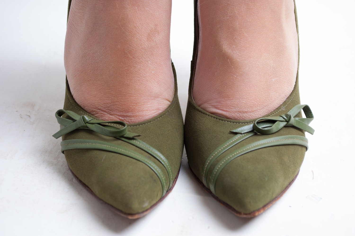 Vintage 1950s Heels - 50s Stiletto Heels - Moss Green Suede