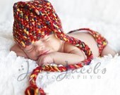 Elf Stocking Cap Crochet Hat and Diaper Cover Pattern -- Photography Prop (501)