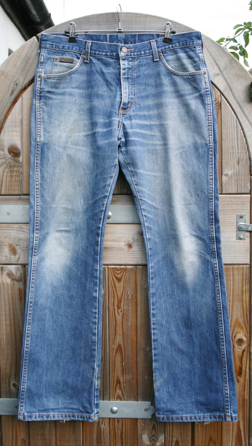 Vintage Wrangler Jeans - Mens W34 x W32 - Light Blue Straight Leg